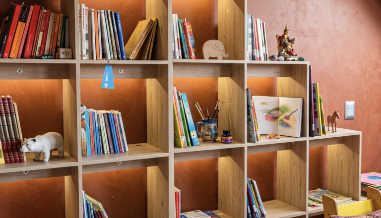 Fundación Movámonos inaugura nuevo Rincón Literario en Panguipulli junto a Fundación Creceres
